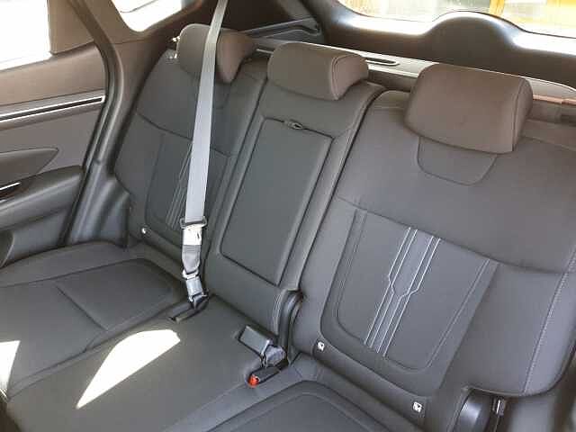 Hyundai TUCSON 1.6 TGDi Hybrid 230 Premium 5dr 2WD Auto Black