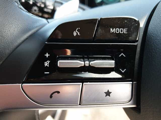 Hyundai TUCSON 1.6 TGDi Hybrid 230 Premium 5dr 2WD Auto Black