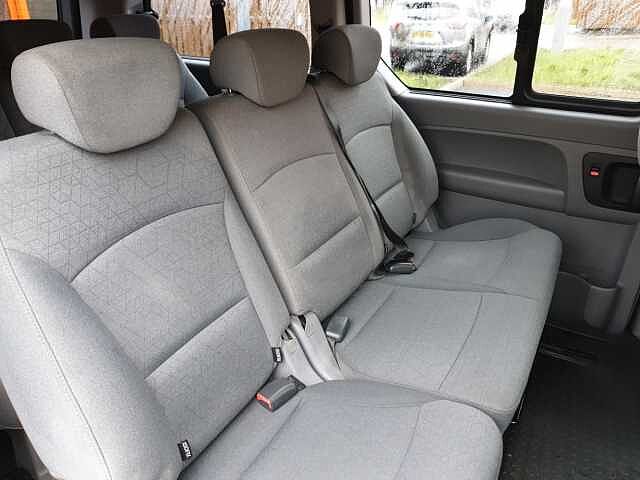 Hyundai i800 2.5 CRDi SE Nav 5dr