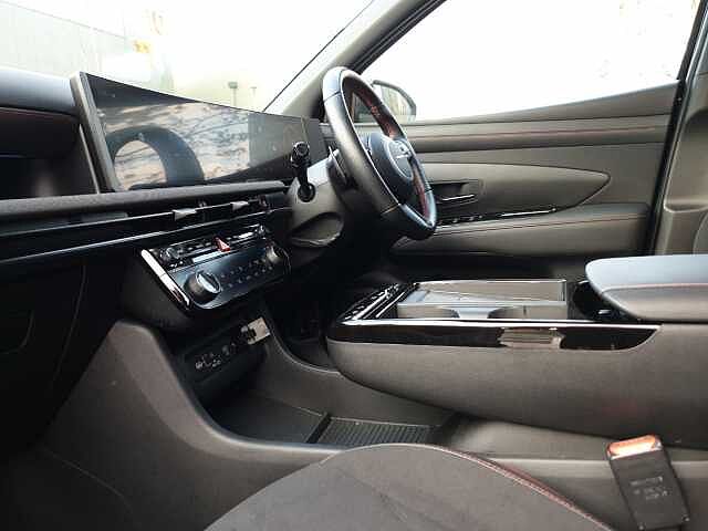 Hyundai TUCSON 1.6T Hybrid N Line S 5dr Auto Black