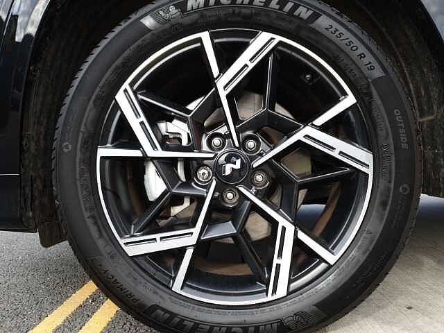 Hyundai TUCSON 1.6T Hybrid N Line S 5dr Auto Black