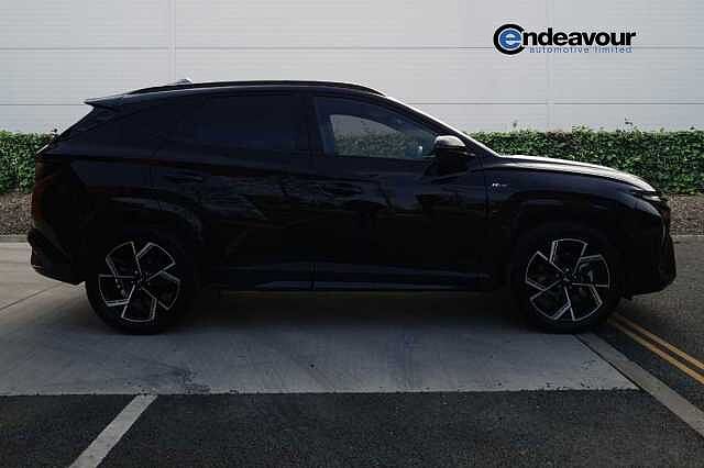 Hyundai TUCSON 1.6T Hybrid N Line S 5dr Auto Black