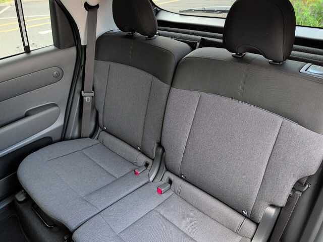 Hyundai INSTER 85kW 02 49kWh 5dr Auto Black