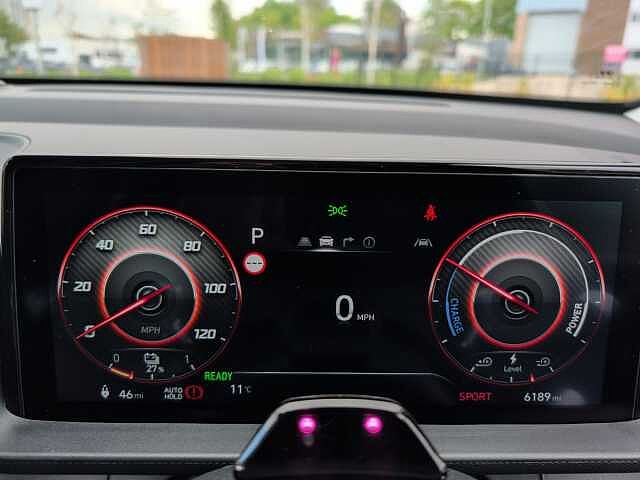 Hyundai INSTER 85kW 02 49kWh 5dr Auto Black