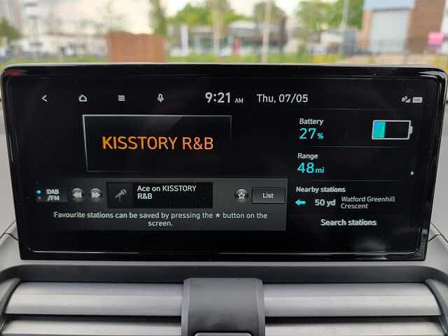 Hyundai INSTER 85kW 02 49kWh 5dr Auto Black