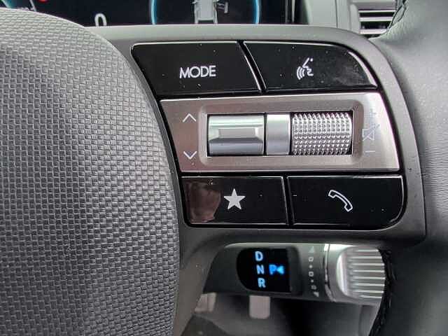 Hyundai INSTER 85kW 02 49kWh 5dr Auto Black