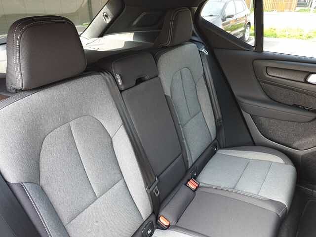 Volvo Xc40 2.0 B3P Plus Dark 5dr Auto