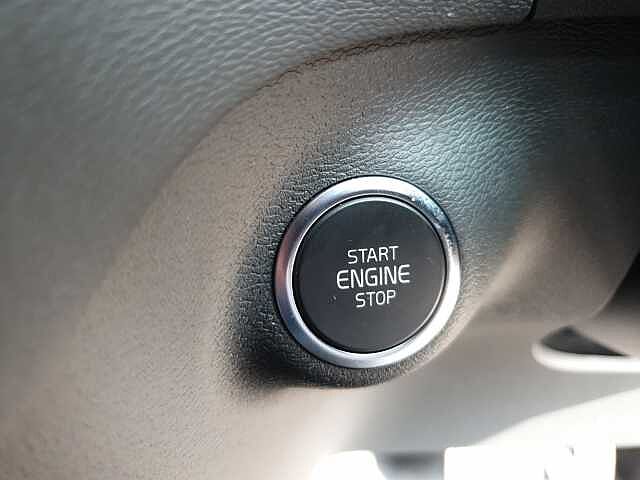 Volvo Xc40 2.0 B3P Plus Dark 5dr Auto