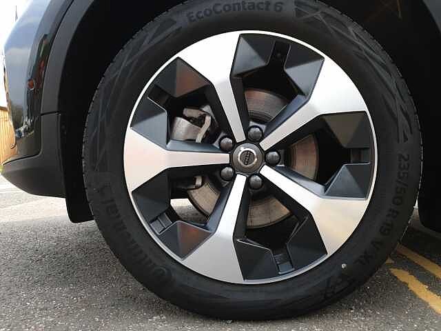 Volvo Xc40 2.0 B3P Plus Dark 5dr Auto