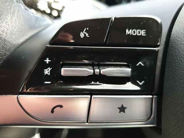 Hyundai TUCSON 1.6 TGDi Hybrid 230 Premium 5dr 2WD Auto