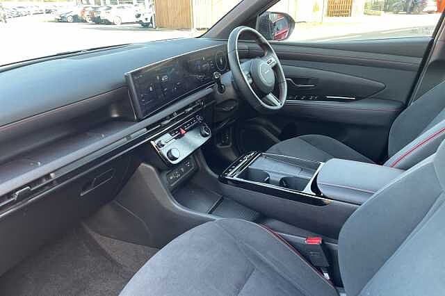 Hyundai TUCSON 1.6T Hybrid N Line S 5dr Auto Black