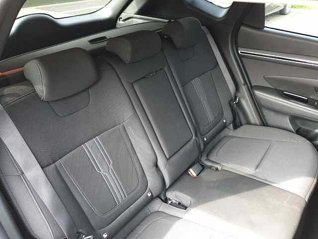 Hyundai TUCSON 1.6 TGDi Hybrid 230 Premium 5dr 2WD Auto Silver