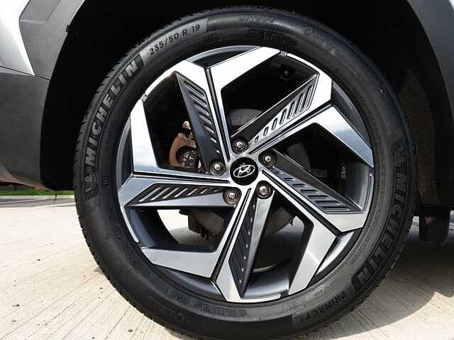 Hyundai TUCSON 1.6 TGDi Hybrid 230 Premium 5dr 2WD Auto Silver