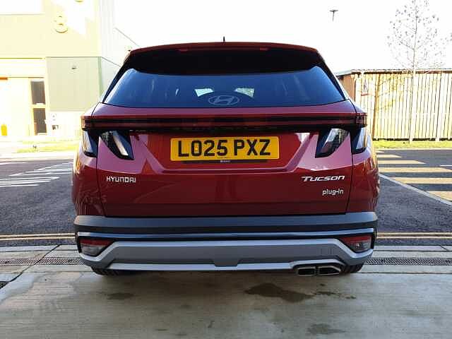 Hyundai TUCSON 1.6T Plug-in Hybrid Premium 5dr 4WD Auto Red