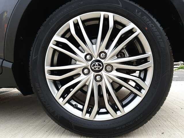 Toyota C-hr 1.8 Hybrid Excel 5dr CVT