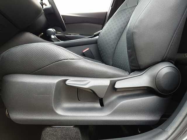 Toyota C-hr 1.8 Hybrid Excel 5dr CVT