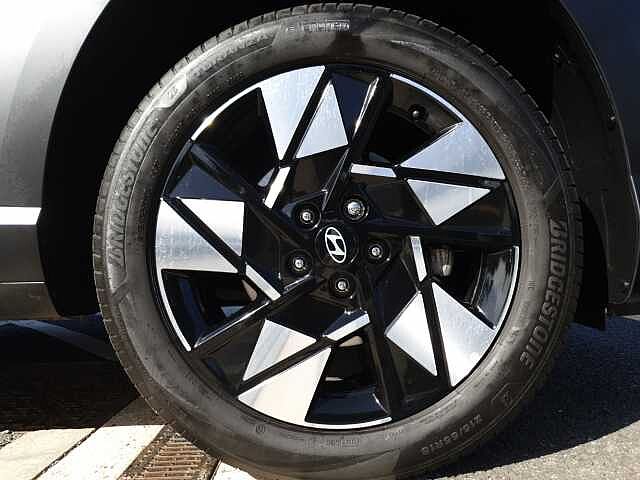 Hyundai KONA 1.6 Hybrid 129 Advance 5dr DCT Black