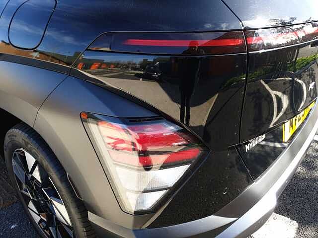 Hyundai KONA 1.6 Hybrid 129 Advance 5dr DCT Black