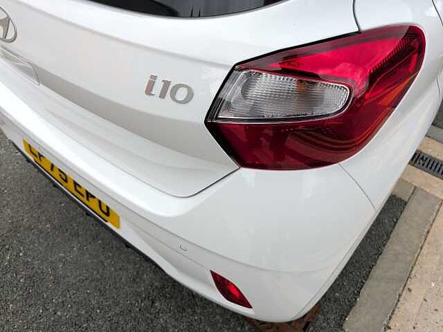Hyundai I10 1.2 [79] Premium 5dr Auto [Nav] White