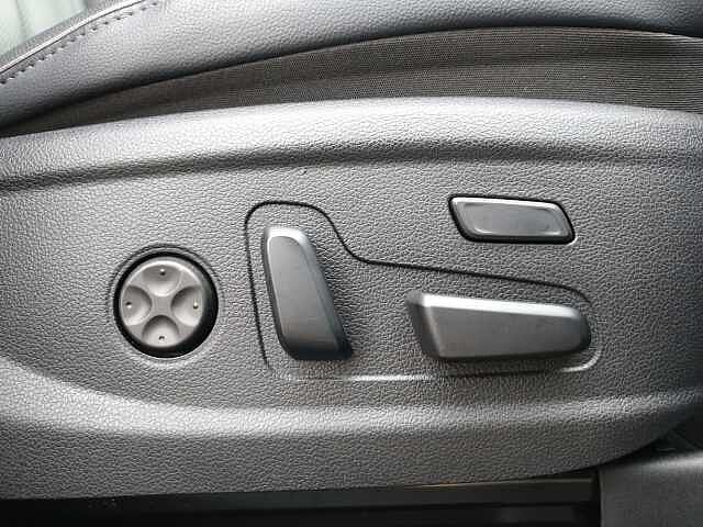 Hyundai SANTA FE 1.6 TGDi Hybrid Ultimate 5dr 4WD Auto