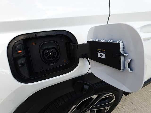 Hyundai TUCSON 1.6T Plug-in Hybrid Ultimate 5dr 4WD Auto White