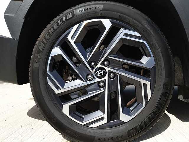 Hyundai TUCSON 1.6T Plug-in Hybrid Ultimate 5dr 4WD Auto White