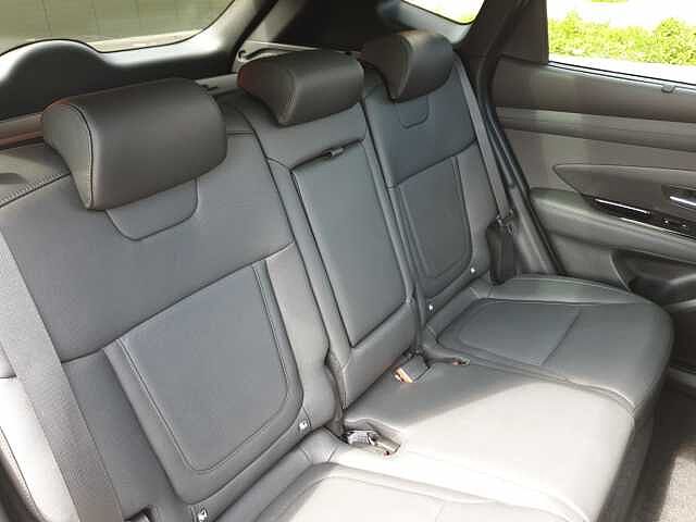 Hyundai TUCSON 1.6T Plug-in Hybrid Ultimate 5dr 4WD Auto White