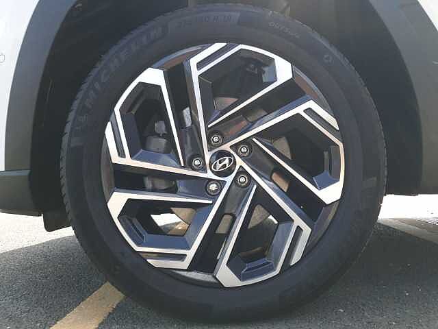 Hyundai TUCSON 1.6T Plug-in Hybrid Ultimate 5dr 4WD Auto White