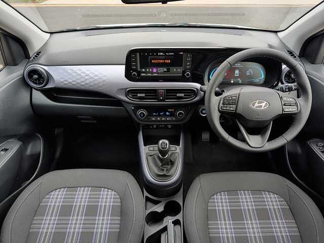 Hyundai I10 1.2 [79] Premium 5dr [Nav] White