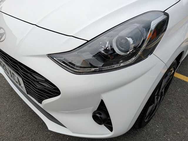 Hyundai I10 1.2 [79] Premium 5dr [Nav] White