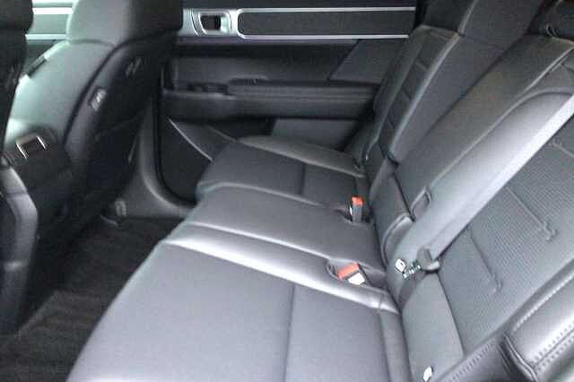 Hyundai SANTA FE PREMIUM White