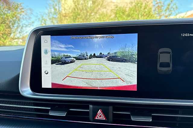 Hyundai IONIQ 6 PREMIUM Ultimate Red