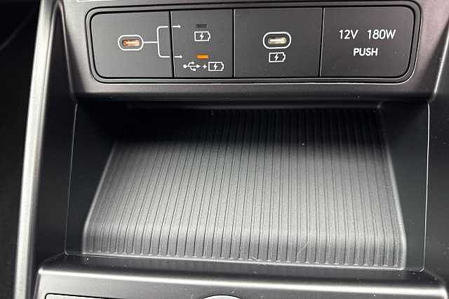 Hyundai KONA ADVANCE Silver