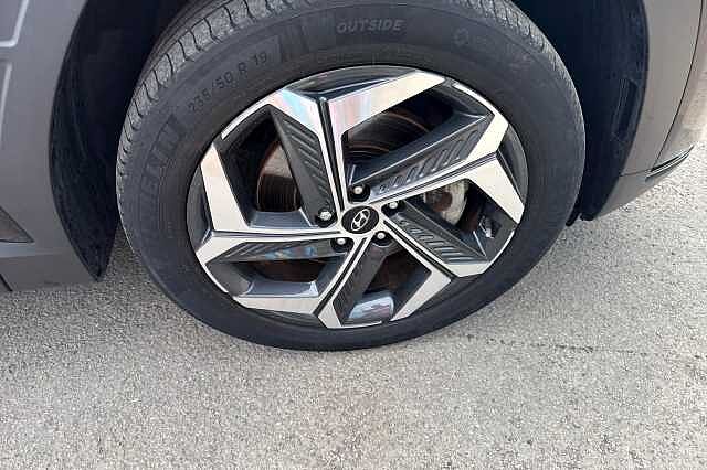 Hyundai TUCSON T-GDI ULTIMATE Phantom Black