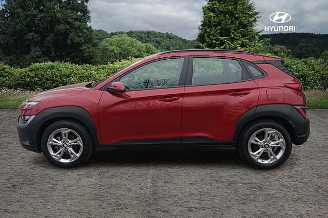 Hyundai KONA T-GDI SE CONNECT MHEV Red