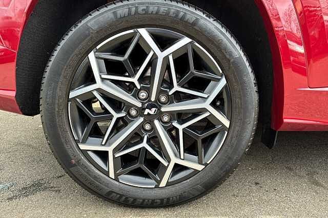 Hyundai TUCSON T-GDI N LINE S Red