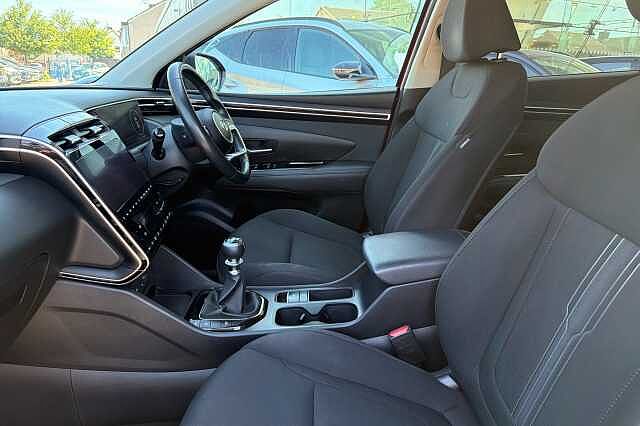Hyundai TUCSON T-GDI PREMIUM Red