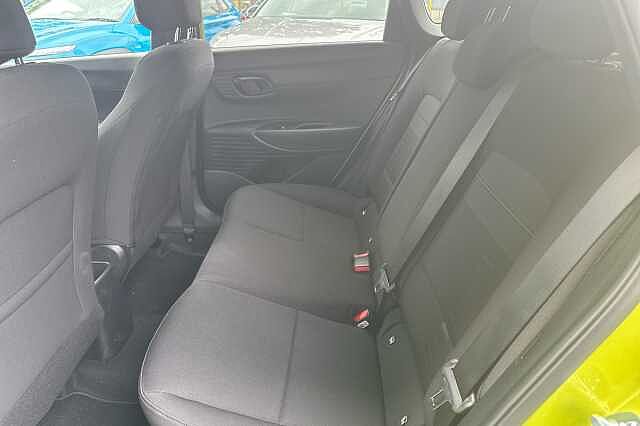 Hyundai BAYON T-GDI BLACK LINE Lucid Lime
