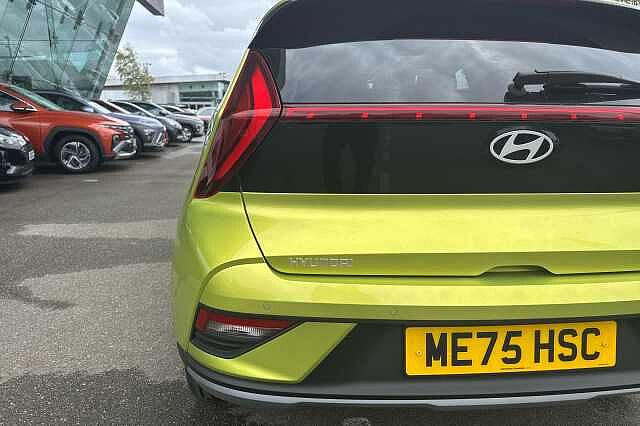 Hyundai BAYON T-GDI BLACK LINE Lucid Lime