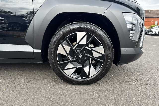 Hyundai KONA ULTIMATE Abyss Black