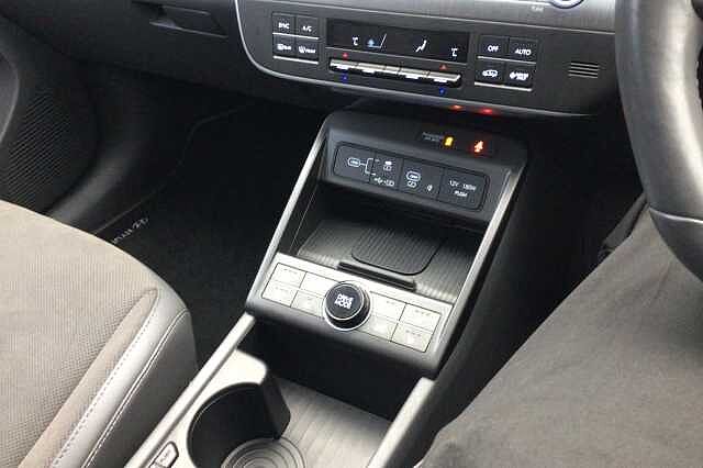 Hyundai KONA ULTIMATE Meta Blue