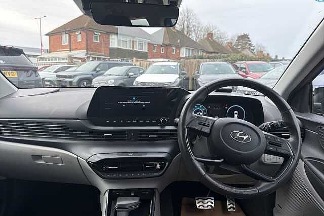 Hyundai BAYON T-GDI ULTIMATE DCT MHEV Intense Blue