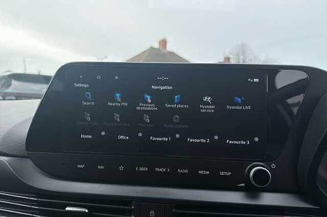 Hyundai BAYON T-GDI ULTIMATE DCT MHEV Intense Blue