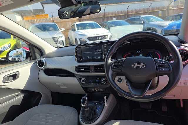 Hyundai I10 MPI PREMIUM Dragon Red