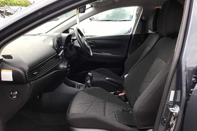 Hyundai BAYON T-GDI PREMIUM MHEV Aurora Grey
