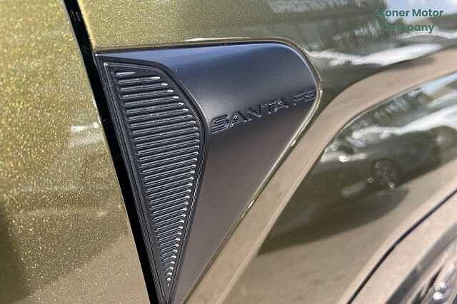 Hyundai SANTA FE 1.6 TGDi Hybrid Calligraphy 5dr 4WD Auto Olive Green