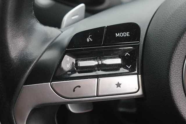 Hyundai TUCSON 1.6 TGDi Plug-in Hybrid Premium 5dr 4WD Auto Sunset Red