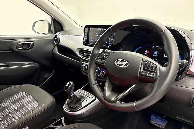 Hyundai I10 1.2 [79] Premium 5dr Auto [Nav] Atlas White