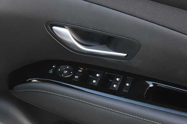 Hyundai TUCSON 1.6T Hybrid Ultimate 5dr Auto
