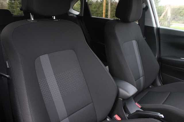 Hyundai I20 1.0T GDi Premium 5dr DCT Atlas White